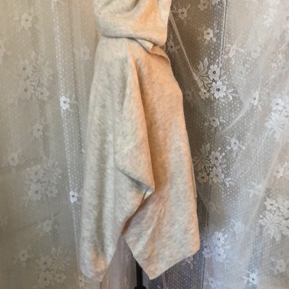Loft Ivory Flecked Pocket Poncho Hoodie Sweater Size M/L Ribbed W/ Front Pocket - Picture 7 of 9